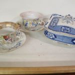 589 7046 TUREEN AND COVER